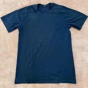 Lululemon dark blue exercise top